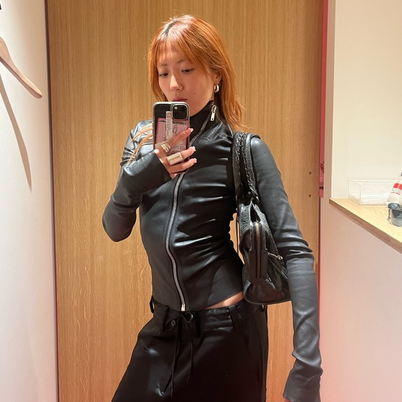 Meet your Posher, Jay - Picture 1 of 1